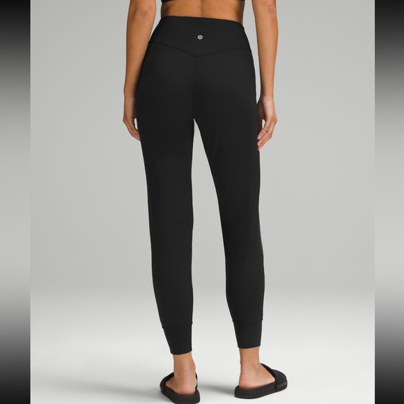 Brand New - Lululemon Align Jogger - Picture 2 of 5